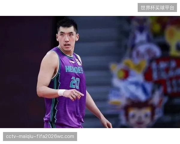山东队在休赛期果断进行阵容调整，为新赛季的本土球员轮换和引援留出空间。
